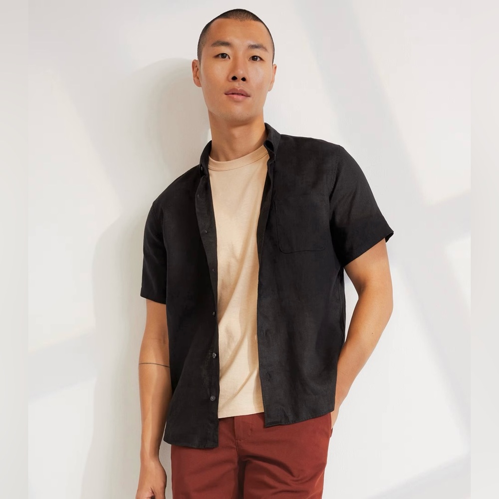 Everlane Linen Short-Sleeve Standard Fit Shirt (size L)
